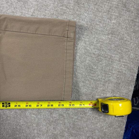 Mugsy Jeans Belmonts Khaki Pants Men's Size 42x30 EUC K4PNBG - Picture 7 of 8